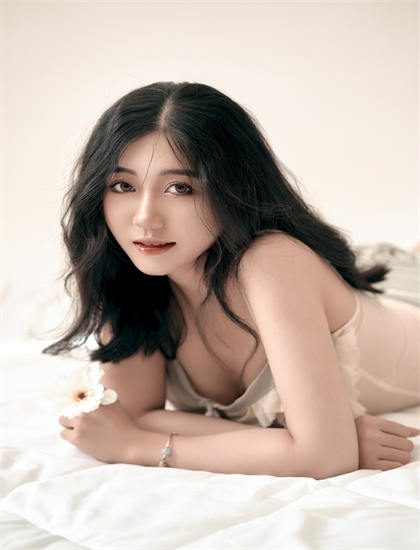 闯入17天人性探讨颠覆性的：人性本质与道德困境思考