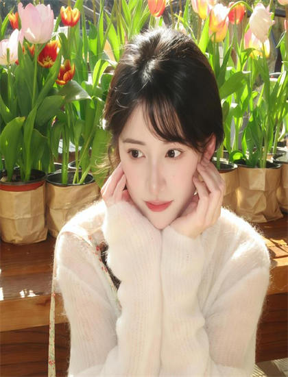 文化研究：《插翅难飞1980》如何展现文化传统与创新突破的关系 探索文化表达的多种形式